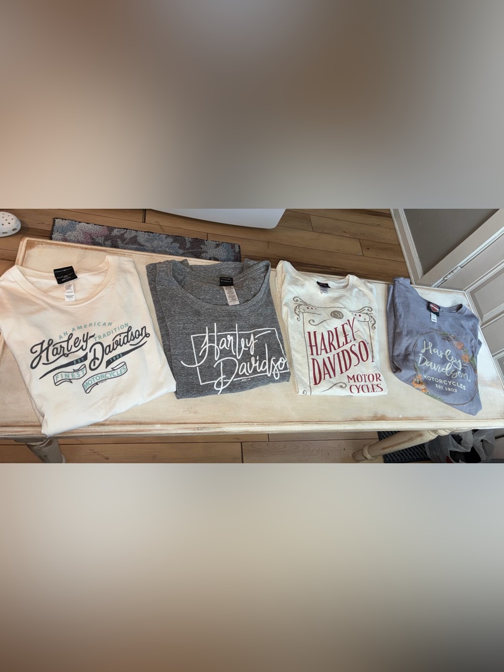 4 ladies large Harley-Davidson Tees Bundle $19